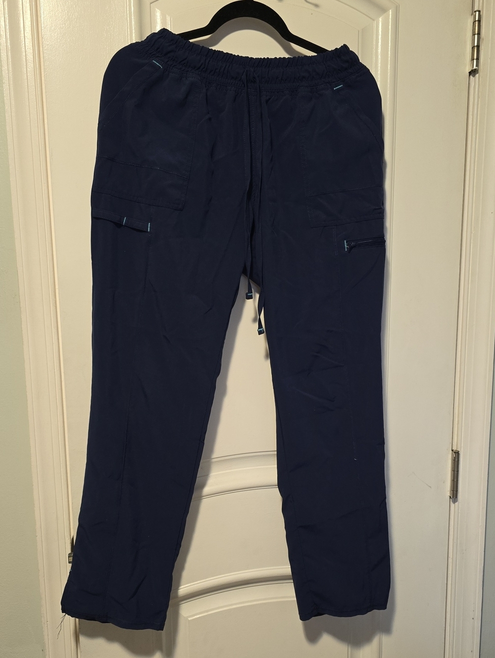 Woman's Navy Blue Cargo Jogger Pants - Scrubstar